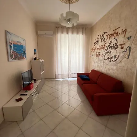 Apartment La Finestra Di Fronte Naples